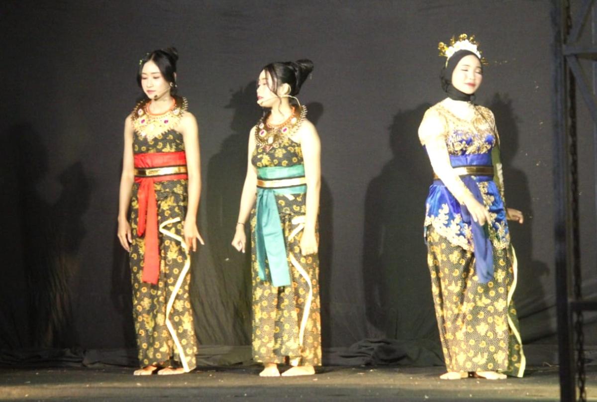 Kendali Roso Yogya Gelar Ketoprak “Ontran Ontran Dadapan”.