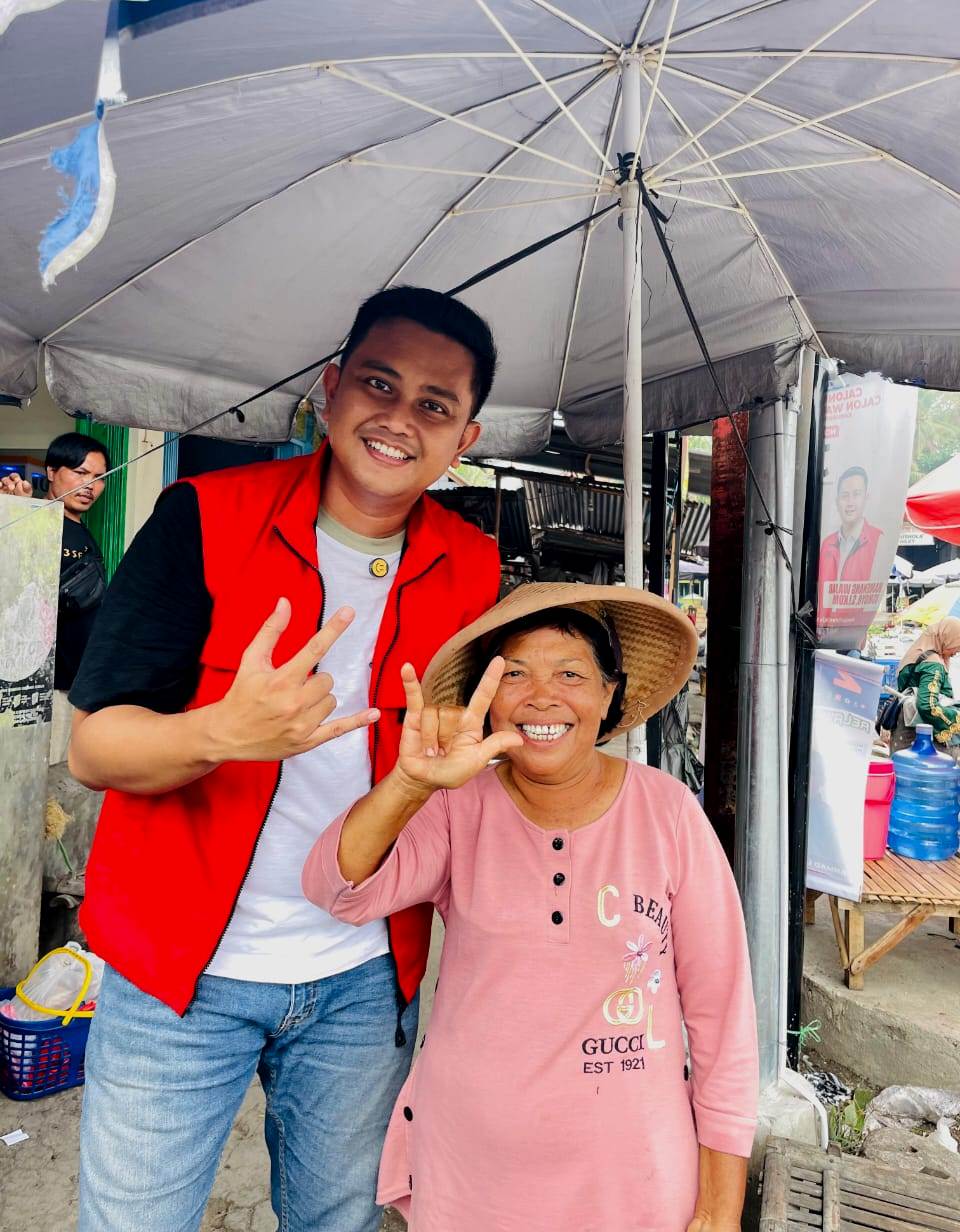 Hamenang Disambut Hangat Pedagang Pasar Kembang Dan Surowono.
